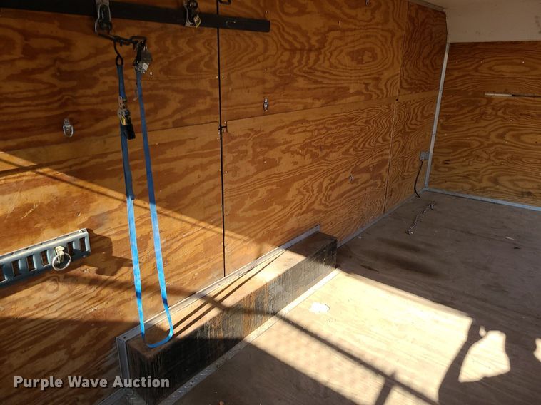 image for item LE9197 2004 Pace  enclosed cargo trailer