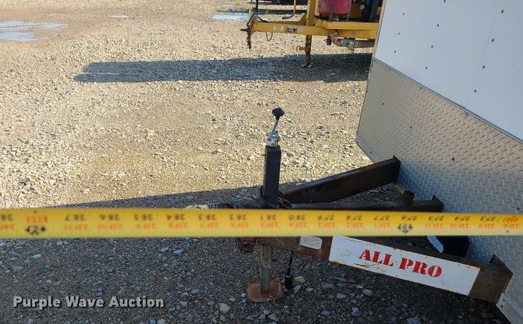 image for item LE9197 2004 Pace  enclosed cargo trailer