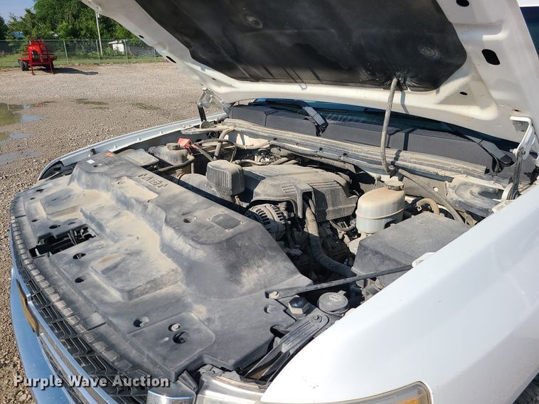 image for item LE9198 2011 Chevrolet Silverado 2500HD  pickup truck