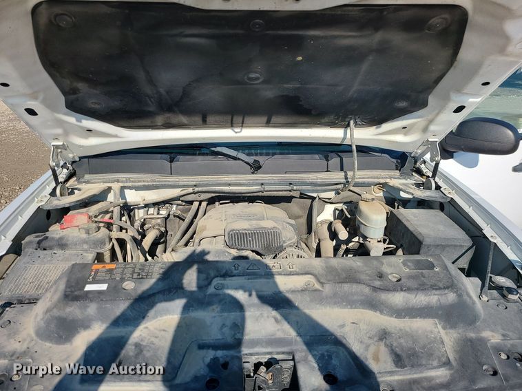 image for item LE9198 2011 Chevrolet Silverado 2500HD  pickup truck