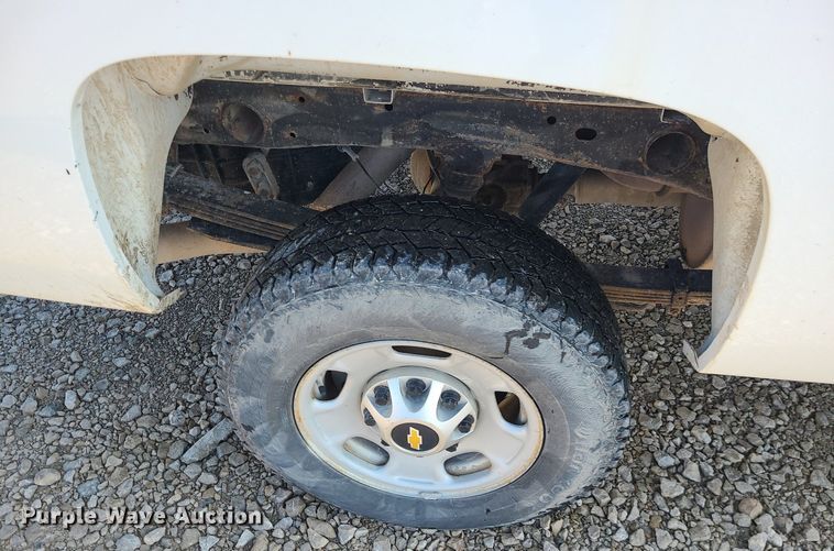 image for item LE9198 2011 Chevrolet Silverado 2500HD  pickup truck