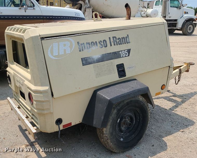 image for item LE9229 Ingersoll Rand 185WJD  air compressor