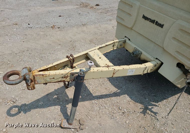 image for item LE9229 Ingersoll Rand 185WJD  air compressor