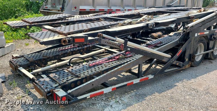 image for item LE9236 2007 Delavan  car carrier