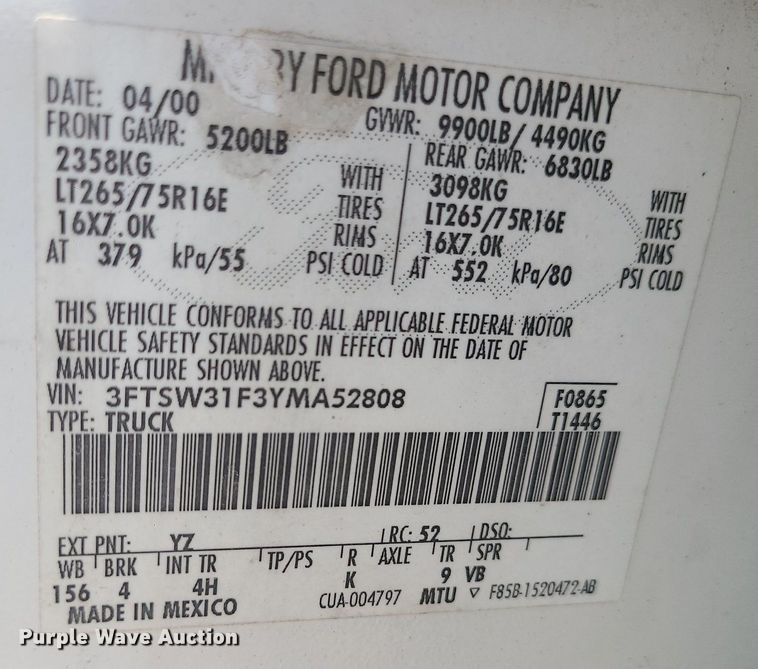 image for item LE9238 2000 Ford F350 Super Duty  Crew Cab pickup truck