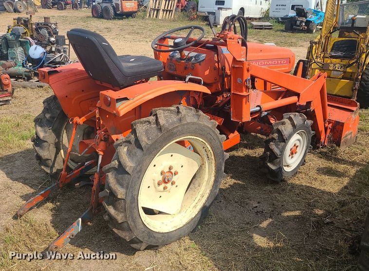 image for item LE9247 Hinomoto 1477  tractor
