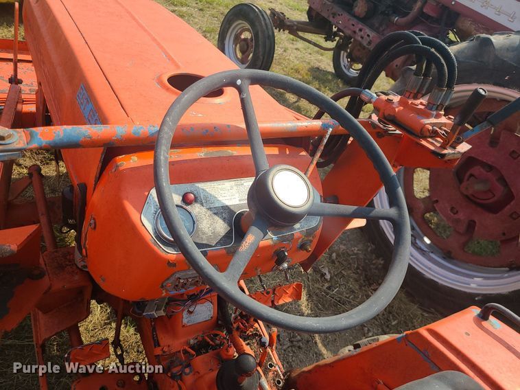 image for item LE9247 Hinomoto 1477  tractor