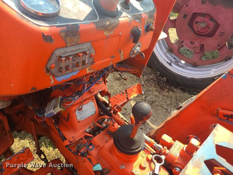 image for item LE9247 Hinomoto 1477  tractor