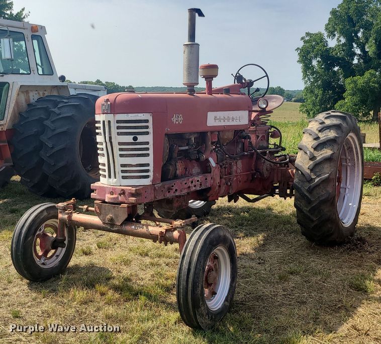 image for item LE9249 1956 Farmall 450  tractor