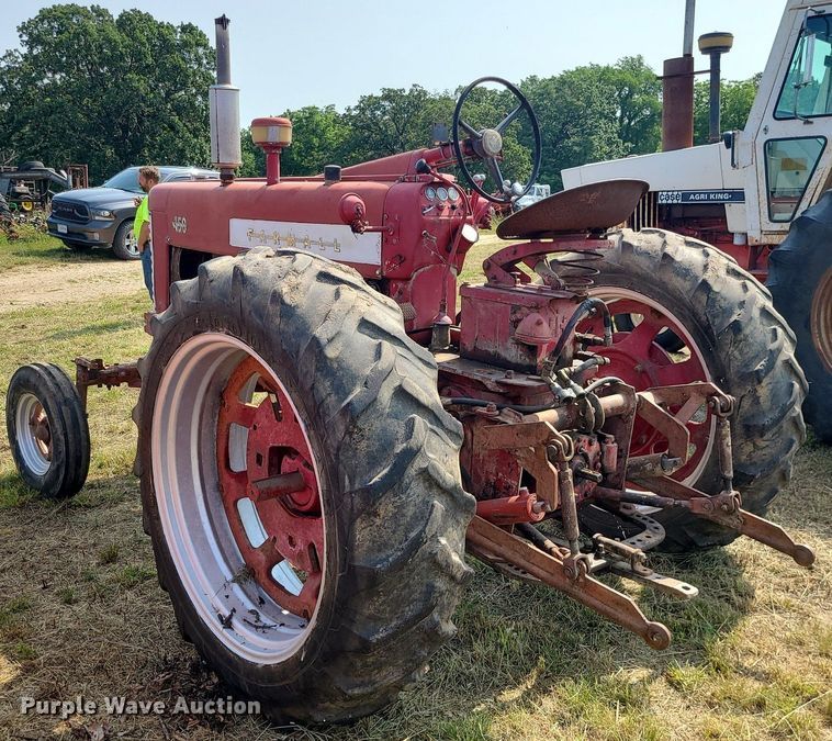 image for item LE9249 1956 Farmall 450  tractor