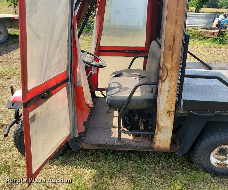 image for item LE9251 1988 Kawasaki Mule  utility vehicle