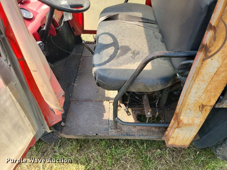 image for item LE9251 1988 Kawasaki Mule  utility vehicle