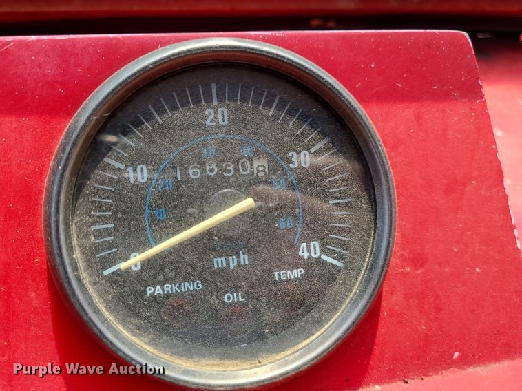 image for item LE9251 1988 Kawasaki Mule  utility vehicle