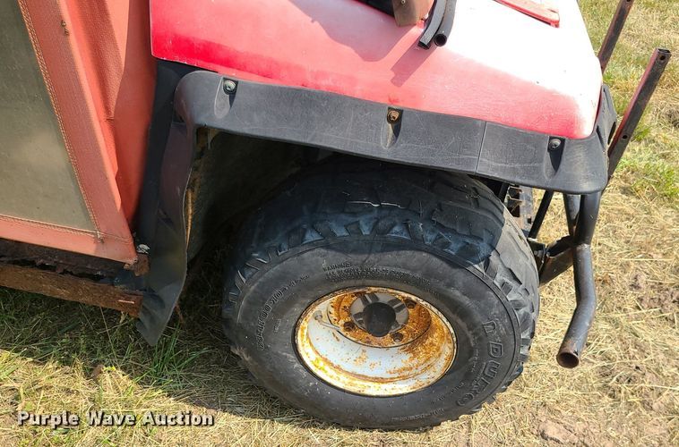 image for item LE9251 1988 Kawasaki Mule  utility vehicle