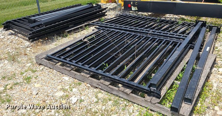 image for item LE9261 Fencing