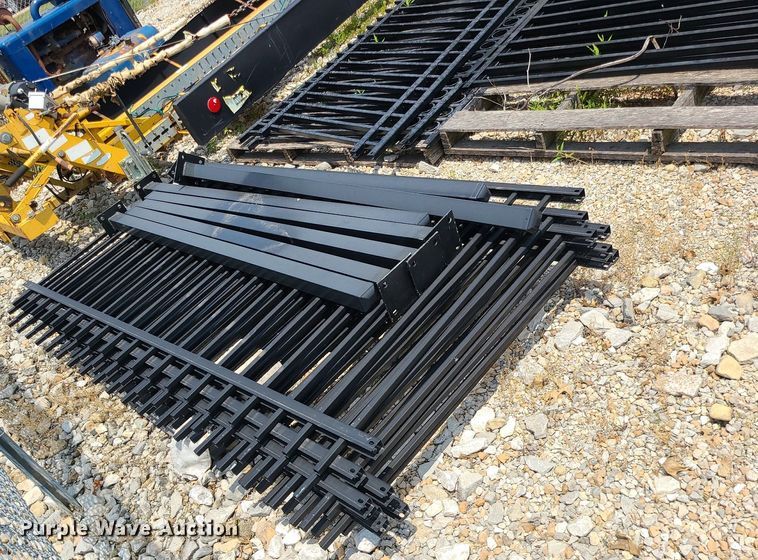 image for item LE9261 Fencing