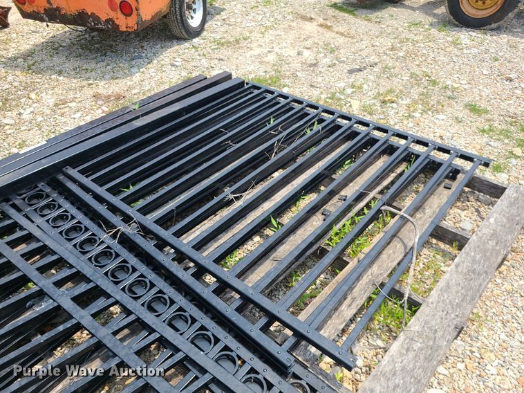 image for item LE9261 Fencing