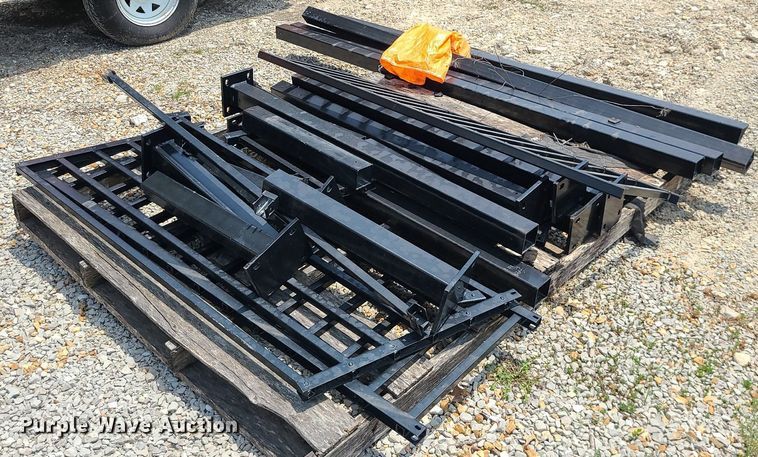 image for item LE9261 Fencing