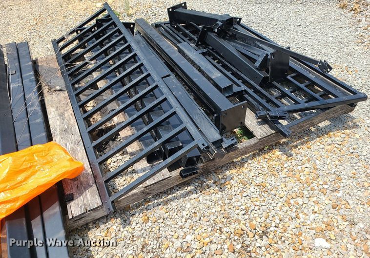 image for item LE9261 Fencing