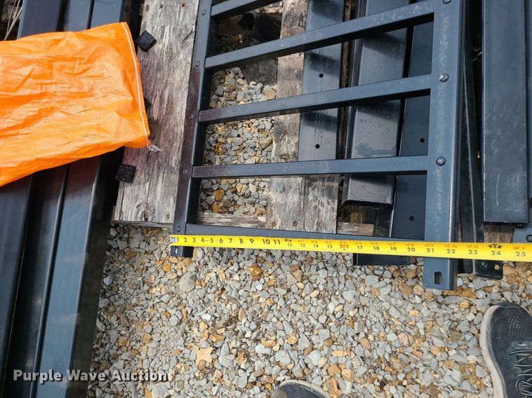 image for item LE9261 Fencing