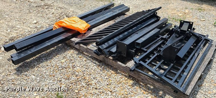 image for item LE9261 Fencing