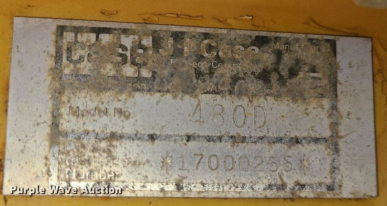 image for item LE9265 1985 Case 480LL  landscape tractor