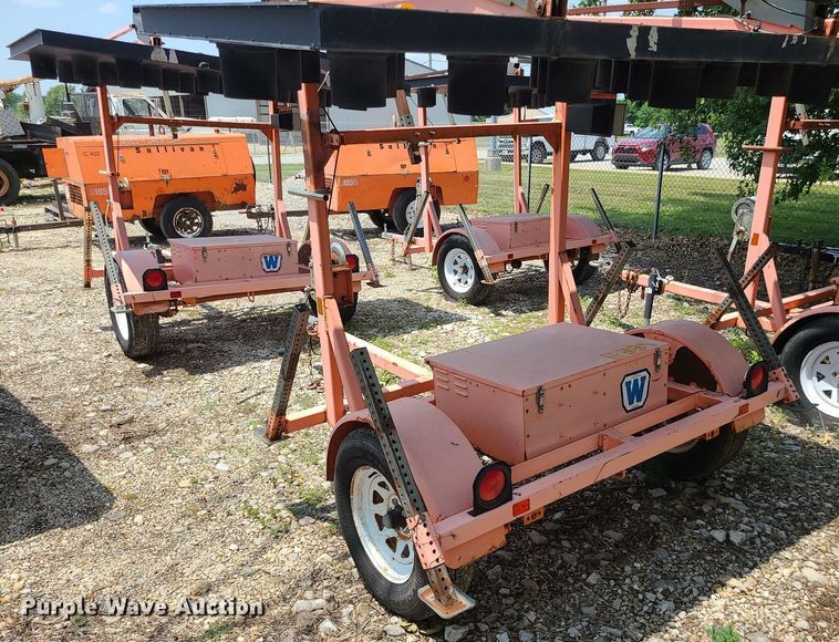 image for item LE9266 (2) Wanco arrow board trailers