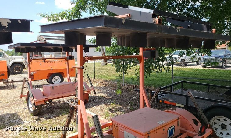 image for item LE9267 (2) Wanco arrow board trailers