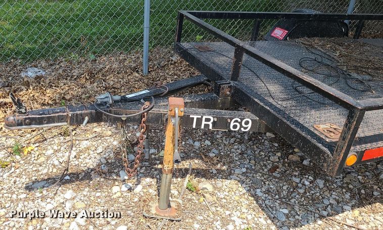 image for item LE9268 2004 Shop built  utility trailer