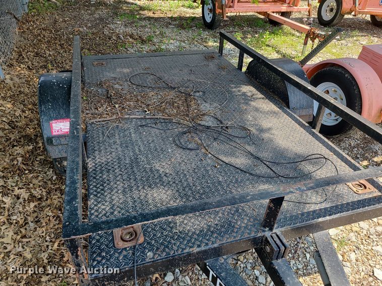 image for item LE9268 2004 Shop built  utility trailer