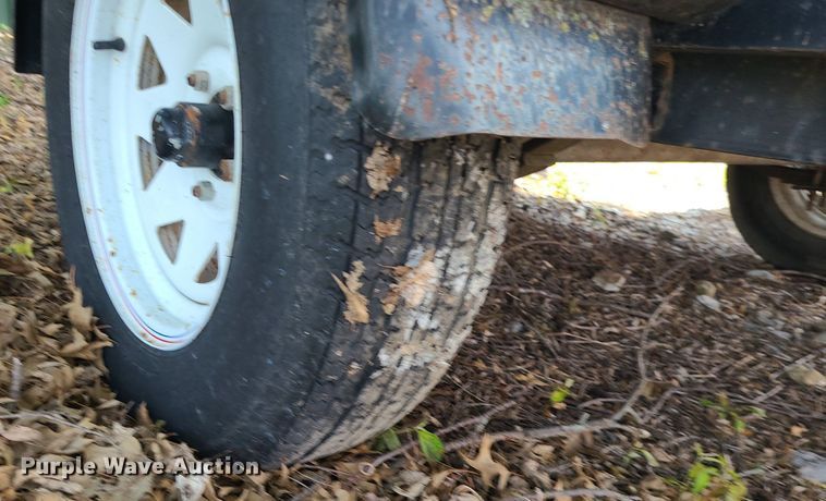 image for item LE9268 2004 Shop built  utility trailer