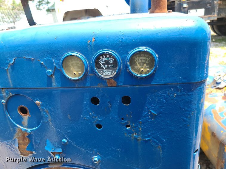 image for item LE9271 Ford  power unit