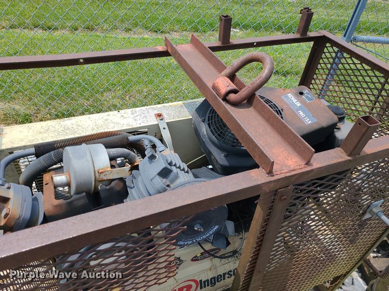 image for item LE9272 (3) Ingersoll Rand 2475 air compressors