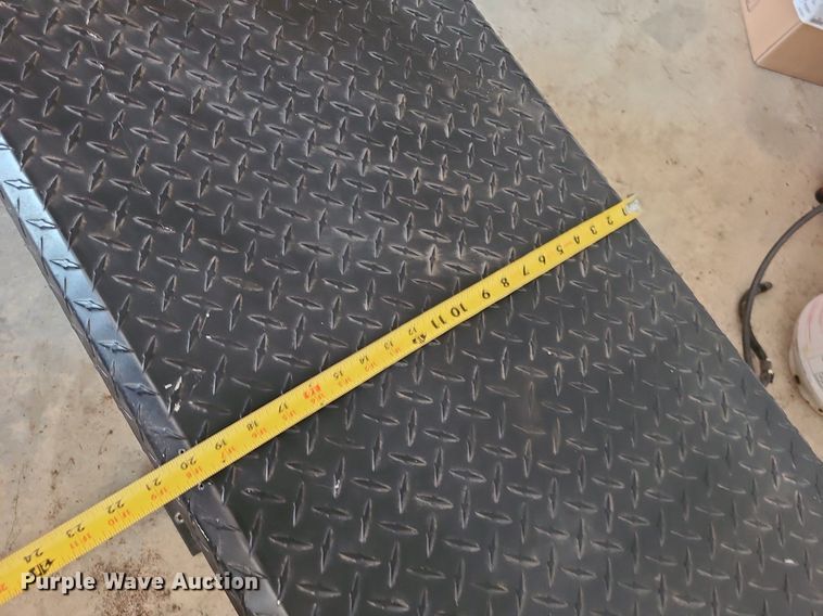 image for item LE9274 RDS  auxiliary fuel tank/toolbox