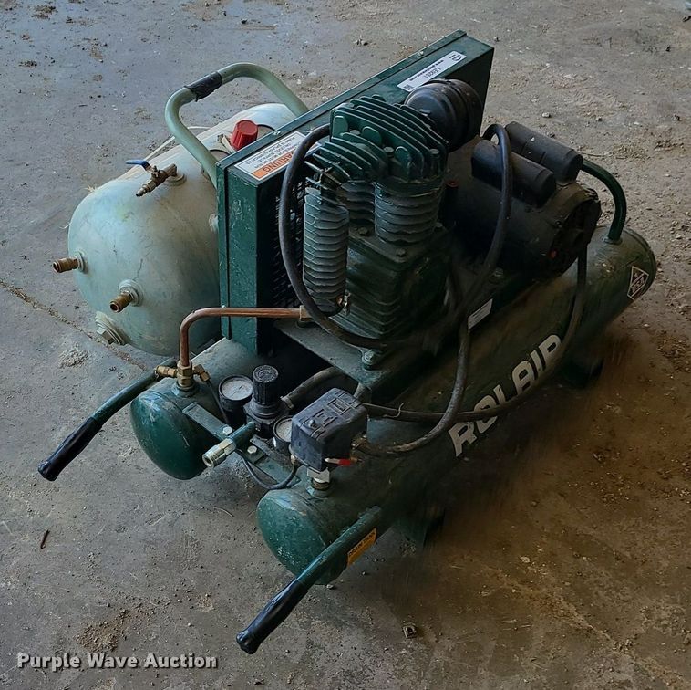 image for item LE9281 Rolair  air compressor