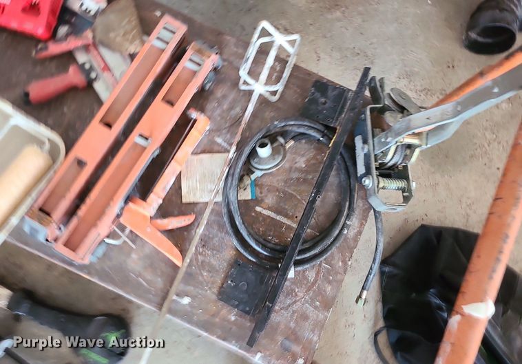 image for item LE9284 Tools