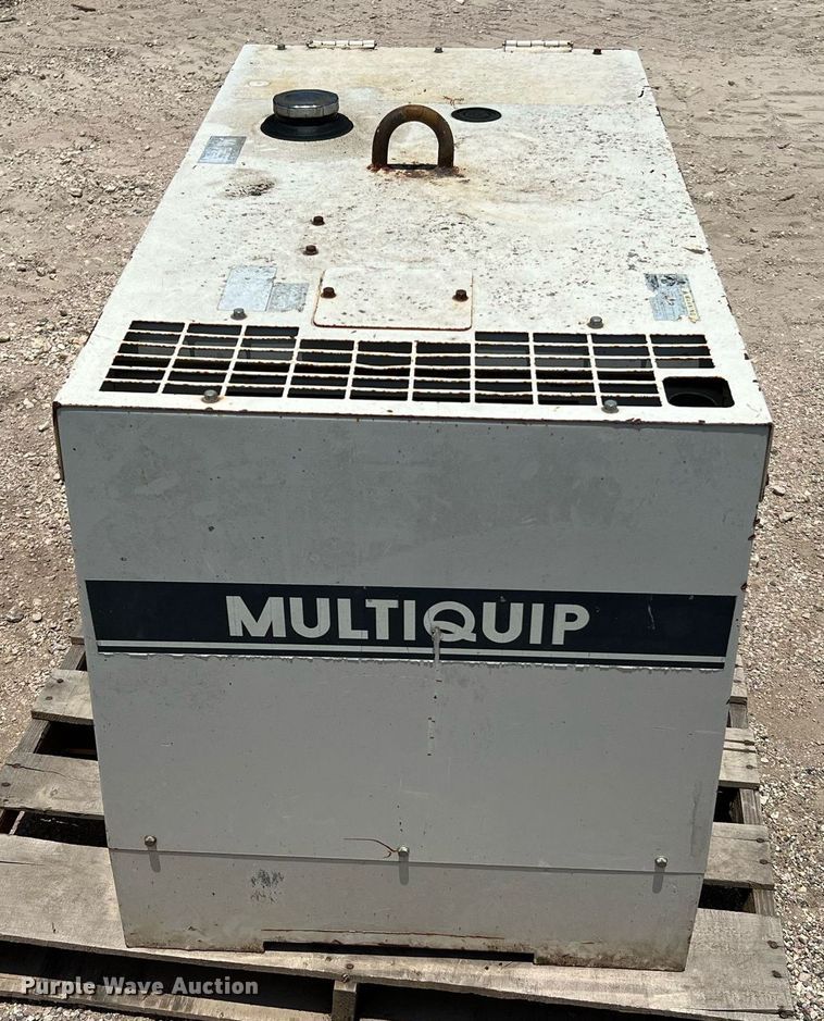 image for item LF9280 Multiquip Whisperwatt DA-7000SSA  generator