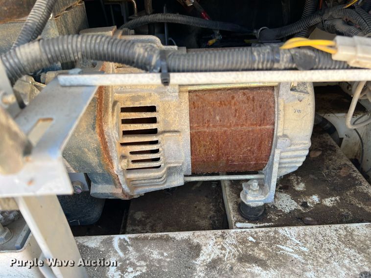 image for item LF9280 Multiquip Whisperwatt DA-7000SSA  generator