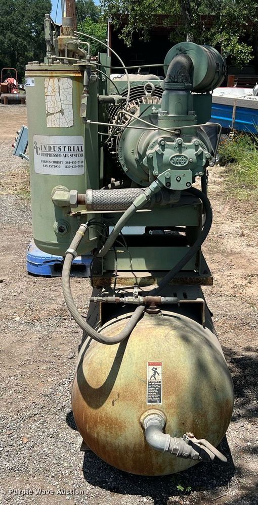 image for item LF9283 Sullair  air compressor