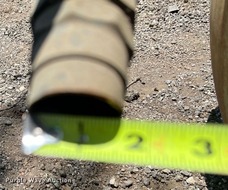 image for item LF9283 Sullair  air compressor