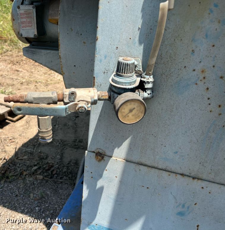 image for item LF9284 Everett Industries 20DM22  cut off saw