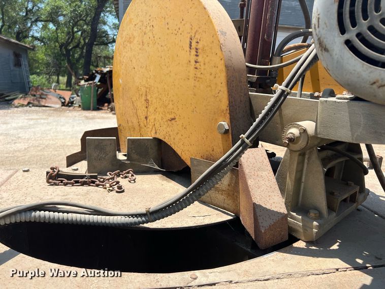 image for item LF9284 Everett Industries 20DM22  cut off saw