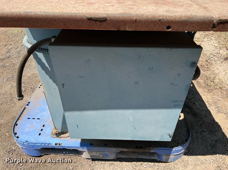 image for item LF9284 Everett Industries 20DM22  cut off saw