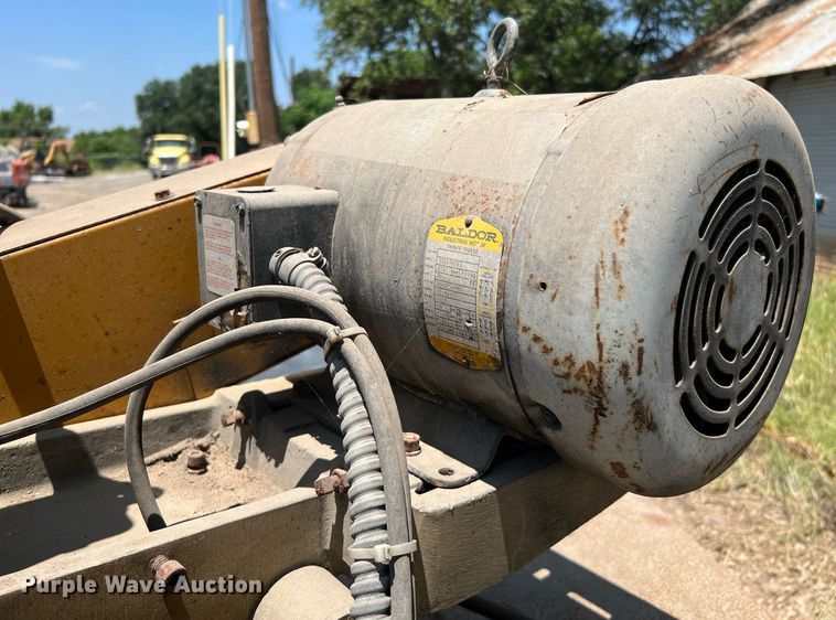 image for item LF9284 Everett Industries 20DM22  cut off saw