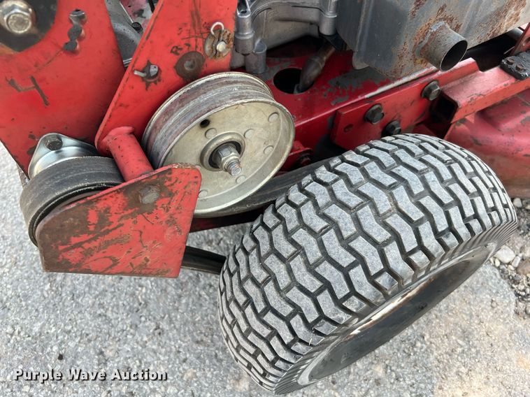 image for item LF9302 Toro ProLine 30159  lawn mower