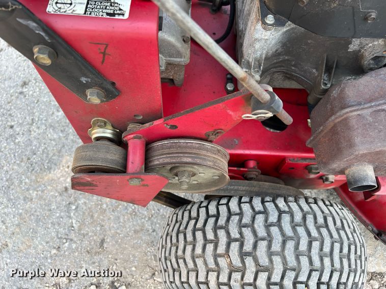 image for item LF9304 Toro 30092  lawn mower