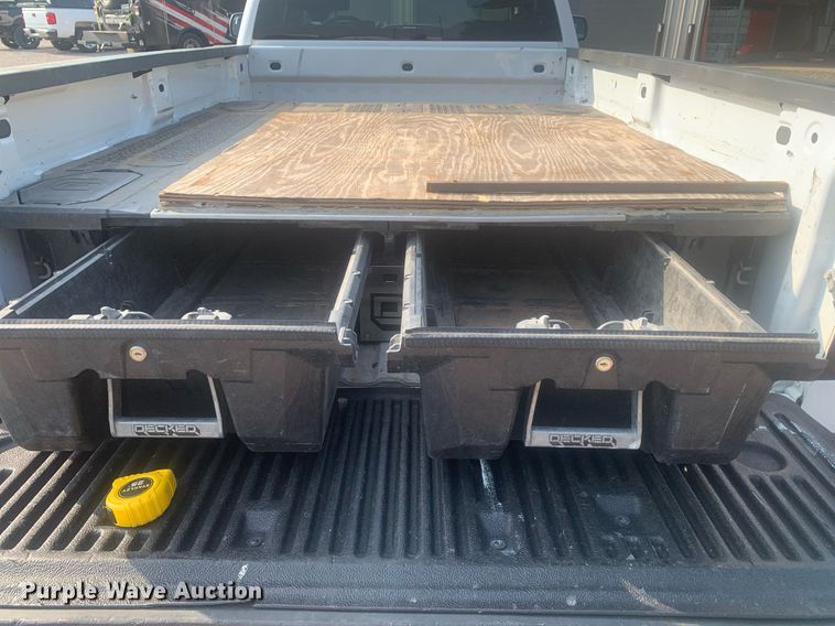 image for item LH9682 2015 Chevrolet Silverado 1500  pickup truck