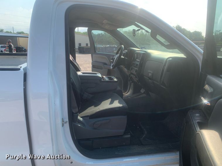 image for item LH9682 2015 Chevrolet Silverado 1500  pickup truck