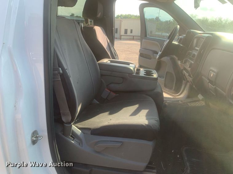 image for item LH9682 2015 Chevrolet Silverado 1500  pickup truck