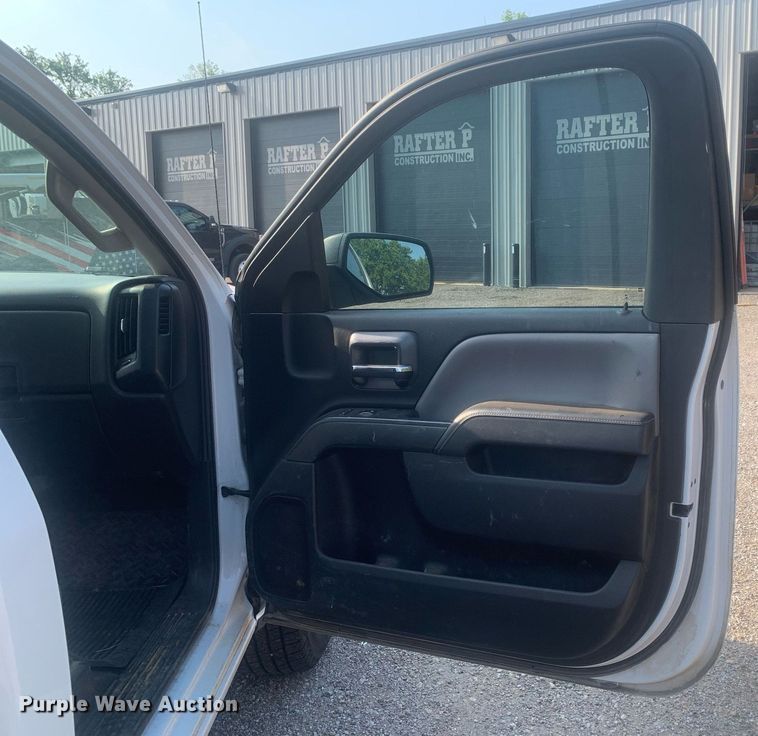 image for item LH9682 2015 Chevrolet Silverado 1500  pickup truck